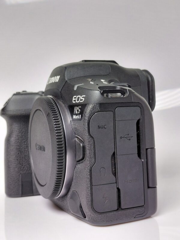 Canon R5 mark ii used - Image 3