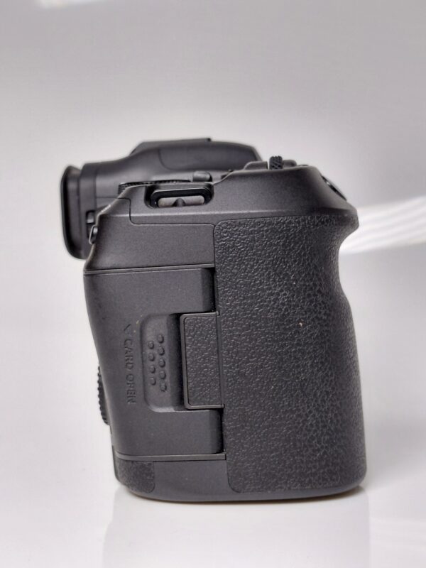 Canon R5 mark ii used - Image 4