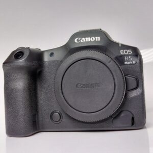 Canon R5 mark ii used
