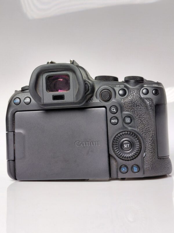 Canon R6 mark ii used - Image 2