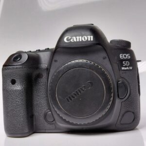 Canon 5D mark iv used