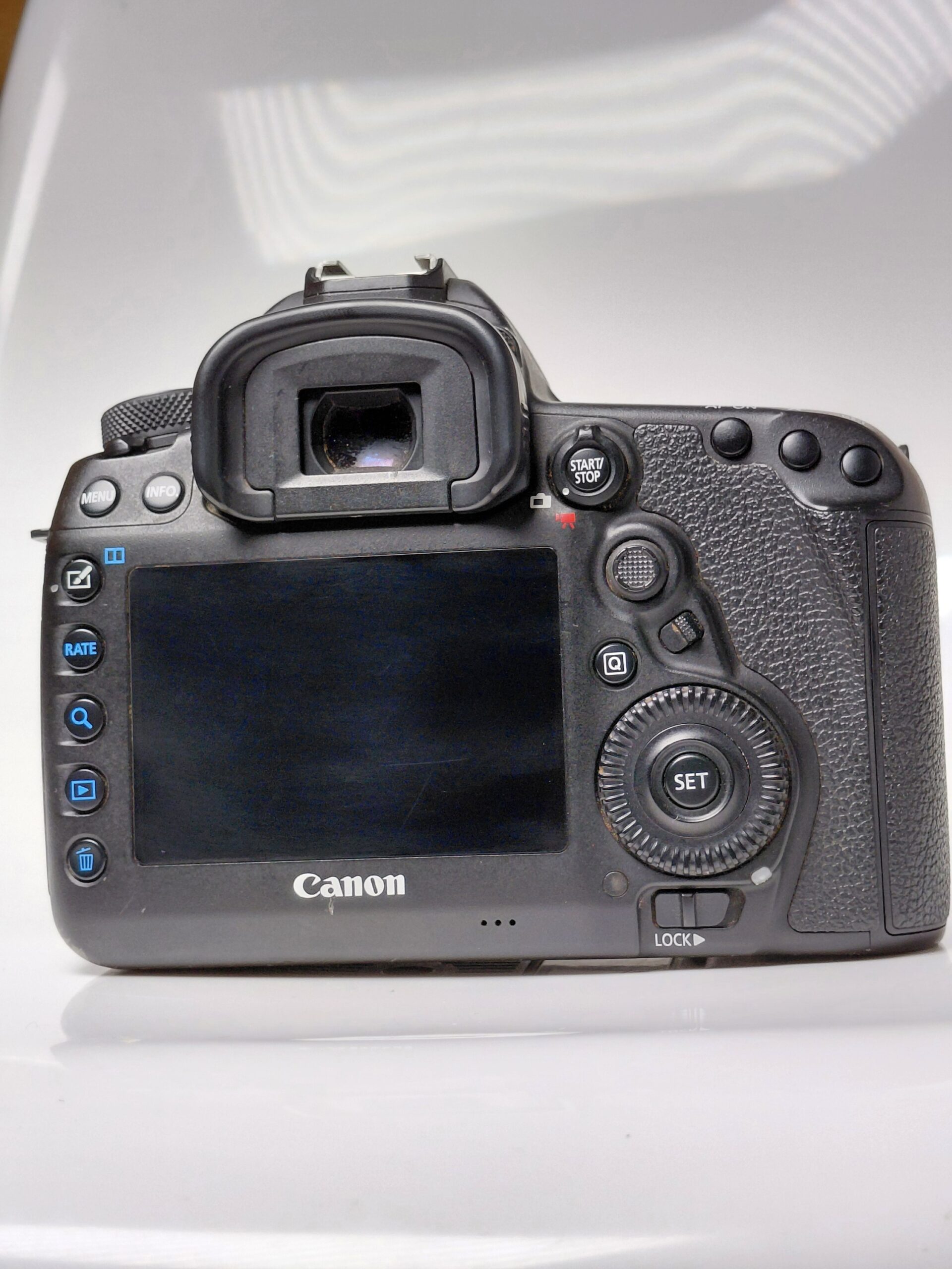 Canon 5D mark iv used - Image 2