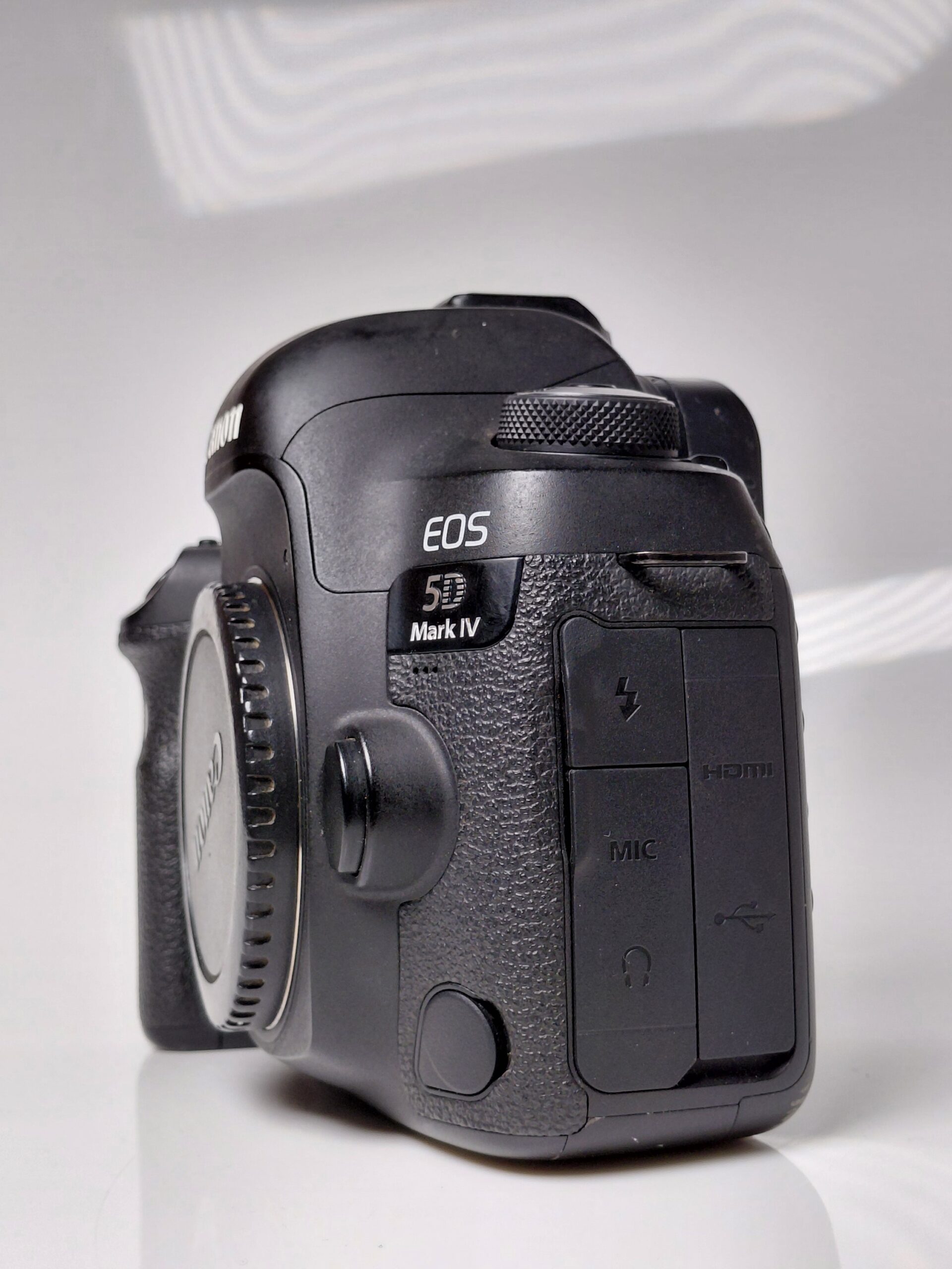 Canon 5D mark iv used - Image 3