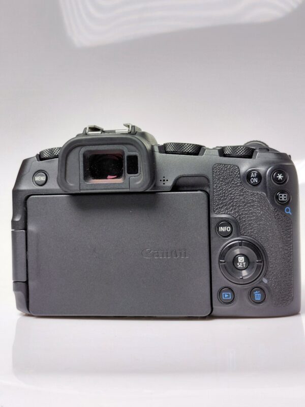 Canon RP used - Image 2