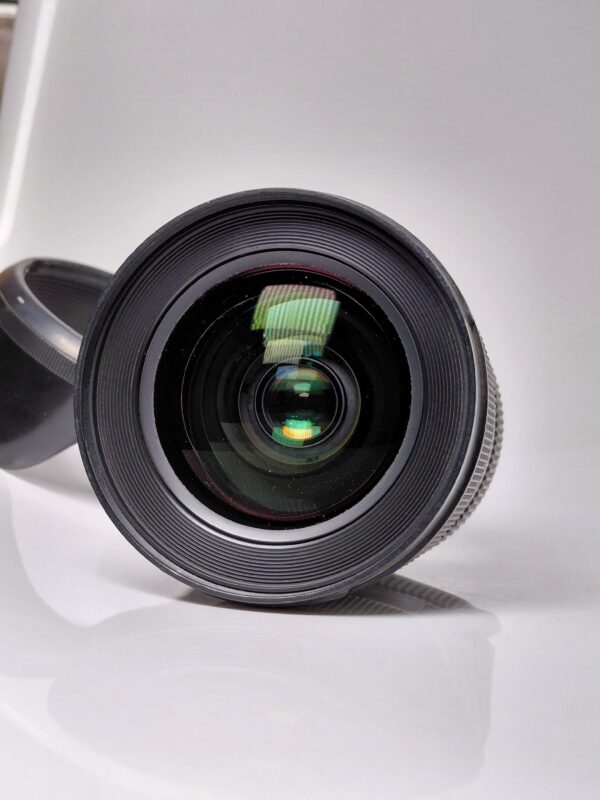 Canon 24-35 Sigma F1.2 - Image 3